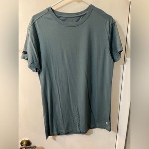 Alphalete premium rolled tee